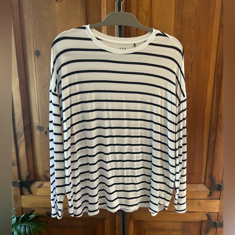 GAP Navy and White Striped Tee